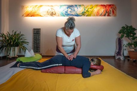 Christine Kropf bei Shiatsu Massage